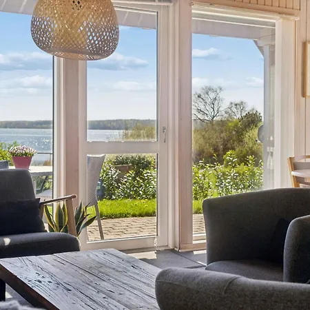 Mit Schönem Blick Auf Den Lillebælt Fredericia