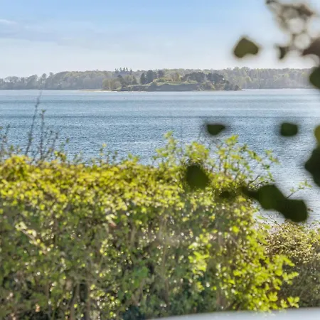 Mit Schönem Blick Auf Den Lillebælt Fredericia
