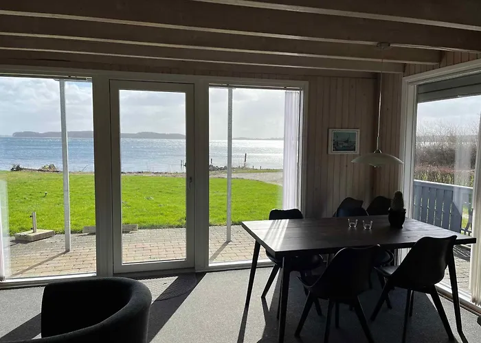 With Lovely View Of Lillebaelt Ferienhaus